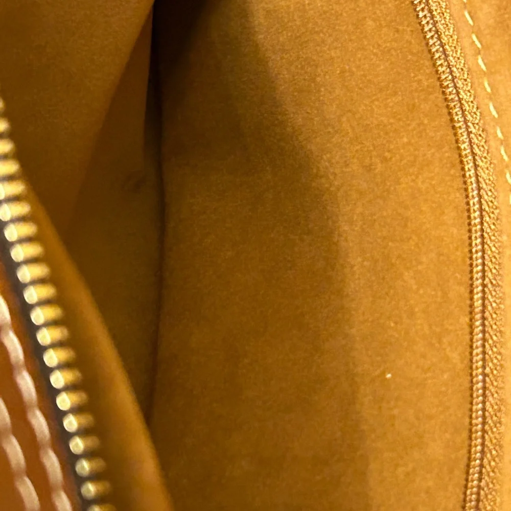 Patricia Nash 2fer Signature Map Print Leather Tote w/Pouch Approx. 15 x 11 x3.5 - Picture 15 of 17